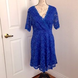 Plus Size Lace V neck cocktail dress Blue
